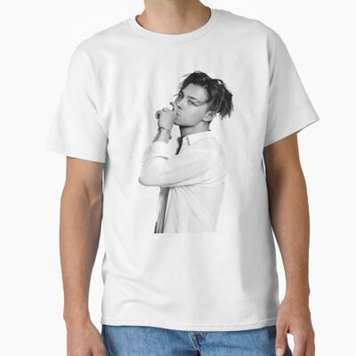 Alternative view of Taeyang Bigbang T-shirt
